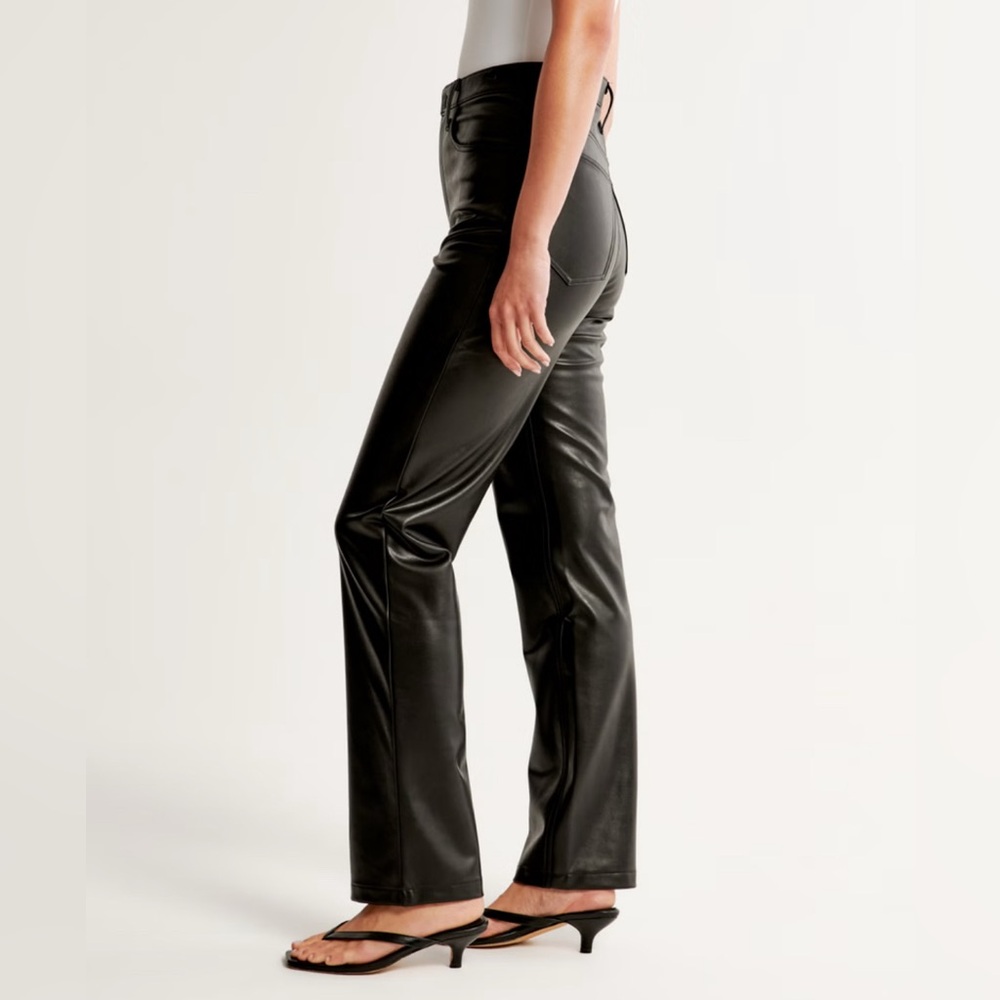 Abercrombie & Fitch Vegan Leather 90s Straight Pant Ultra High Rise Black 26 2 - Picture 3 of 8